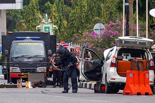La policía indonesia frustra dos planes de atentar durante las elecciones municipales